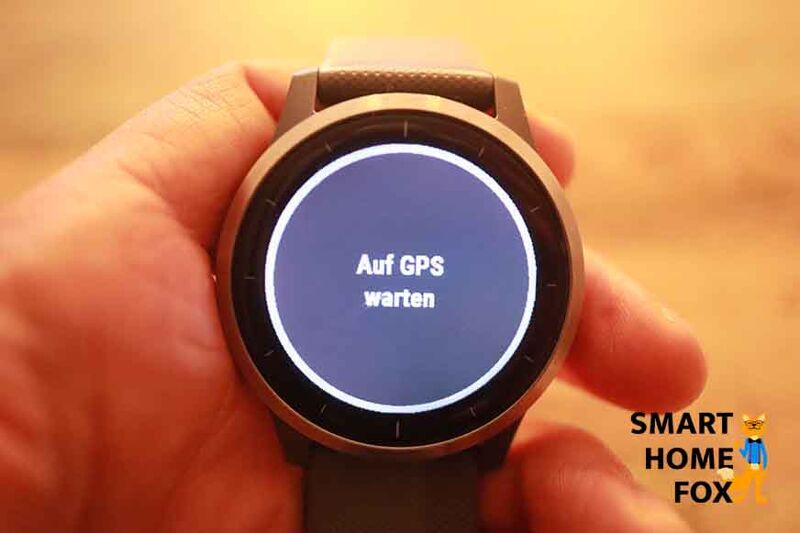 Man sieht die GPS-Funktion auf der Uhr.
